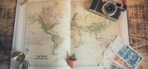 Phot: map, camera & travel money